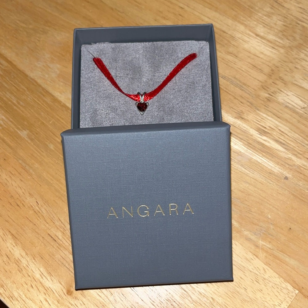 NWT Angara pendant